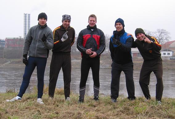 Julian, Flo, Lennart, Simon, Nicolas