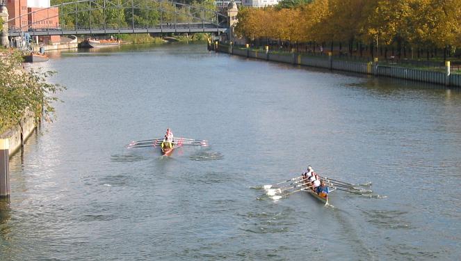 Vor dem Überholen unseres Gegners