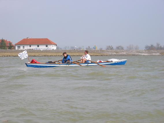 Zweier auf der Donau