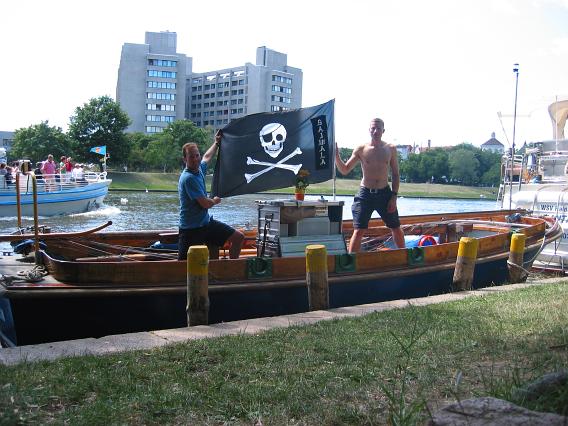 Jugendkutter im Urbanhafen