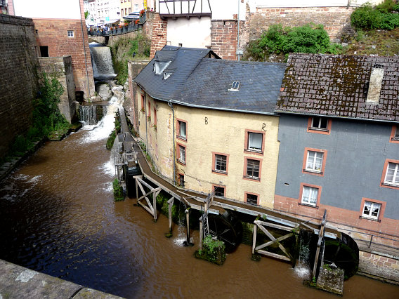 Wasserfall und Mühle in Saarburg
