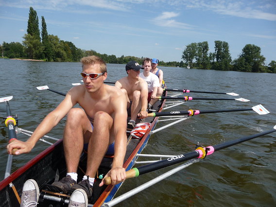 Nicolas (Füße), Mojo, Otto, Simon, Robin auf dem Trebelsee